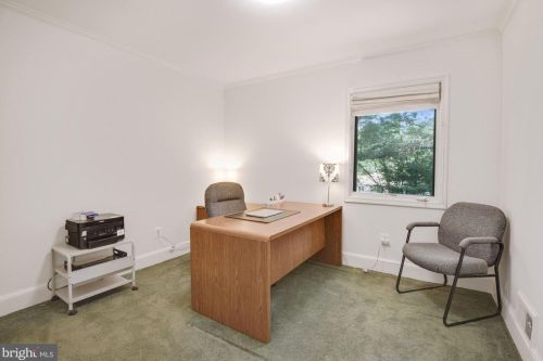 9 Bethayres Ct, Rockville MD 20855-2020 exterior