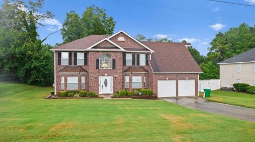 5961 Duren Meadows Dr, Lithonia, GA 30058-3592