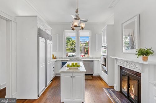 2141 N St, Washington DC 20005-5202 exterior