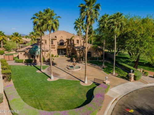 25401 45th Dr, Phoenix AZ  85083-2243 exterior