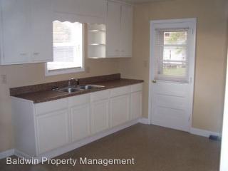 311 Stanleyville Manor Ct, Rural Hall NC  27045-9153 exterior