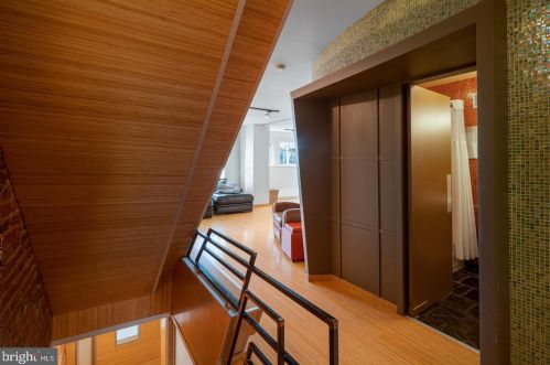 1313 11 St, Philadelphia PA 19147-5601 exterior