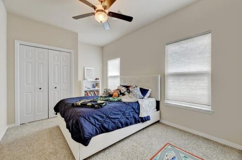 218 Fletcher St, Austin TX 78704-5031 exterior