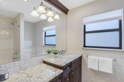 1915 Empress Ct, Naples FL 34110-8141 exterior