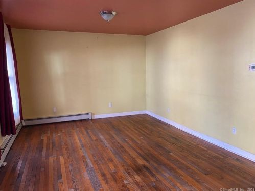 13 Franklin St, Wallingford CT 06492-4115 exterior