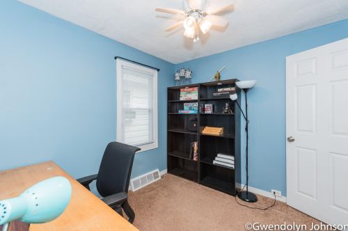 1321 Whiting St, Wyoming MI  49509-1052 exterior