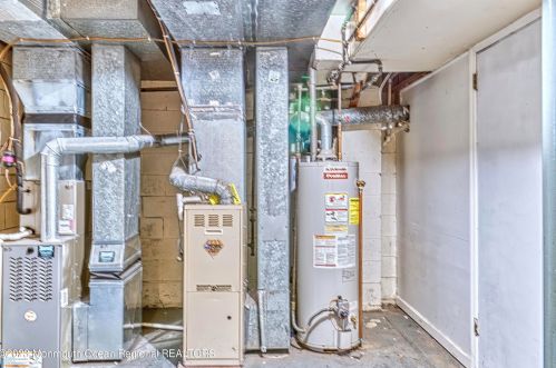 3403 Bridge Ave, Point Pleasant Beach NJ 08742-2737 exterior