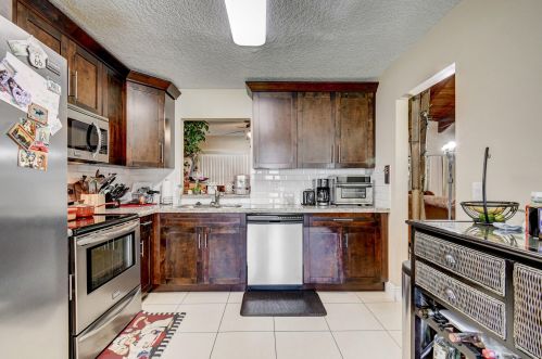 20570 Carousel Cir, Boca Raton FL  33434-3931 exterior