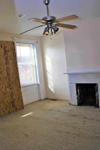 2536 Maple Ave, Pittsburgh PA 15214-3321 exterior