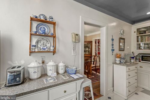 107 Harvard St, Alexandria VA 22314-2712 exterior