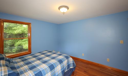 494 Mtn Rd, Concord NH 03301-6902 exterior