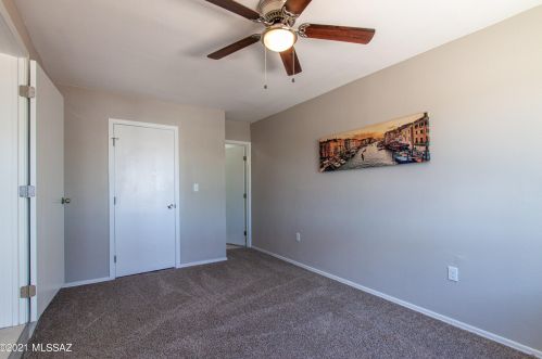 2202 Poquita Vis, Tucson AZ  85713-5128 exterior