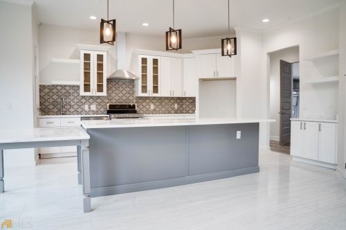 4612 Mossey Dr, Lithonia GA 30038-7725 exterior