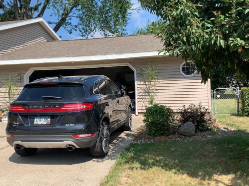 273 Elm Dr, Saint Paul, MN 55124-3806