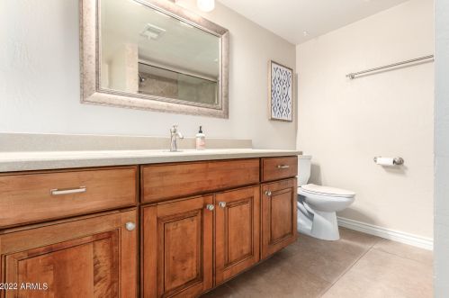 3008 46 St, Phoenix AZ 85040-1767 exterior