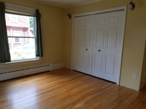 94 Pillsbury St, Concord NH 03301-3523 exterior