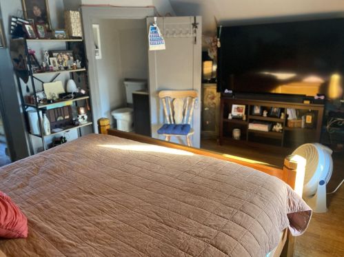 2862 11 St, Milwaukee WI 53206-3260 exterior