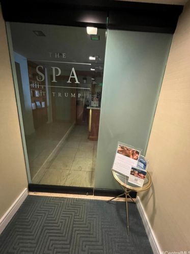 223 Saratoga Rd, Honolulu HI  96815-1942 exterior