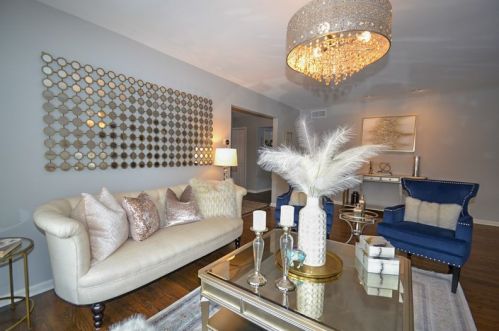 8221 Mohawk Rd, Milwaukee WI 53217-1737 exterior