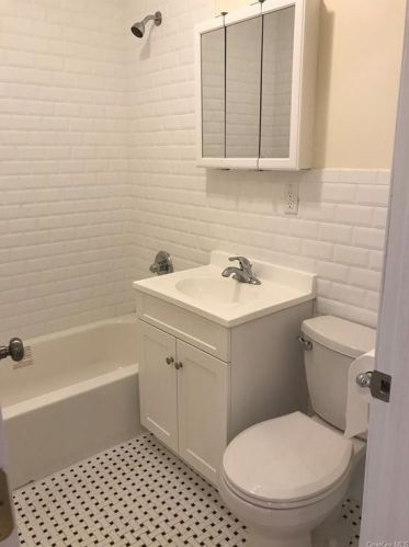 2025 Daly Ave, Bronx NY 10460-2834 exterior