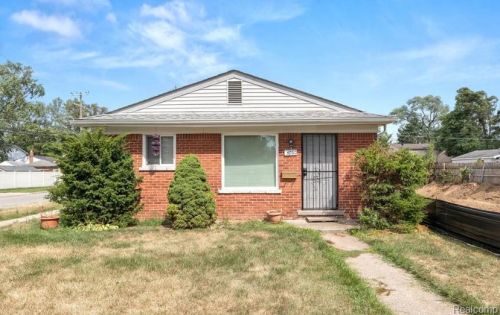 5760 Colonial St, Dearborn Heights MI  48127-3149 exterior