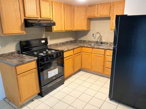 7542 Whitcomb St, Gary IN 46404-2618 exterior