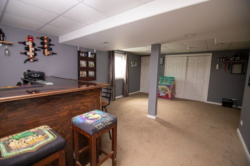 601 Mdw Ave, Bull Valley IL 60098-2439 exterior