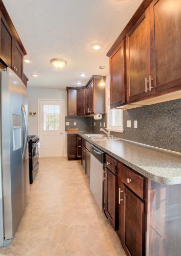 1516 Southlawn Dr, Wyoming MI exterior