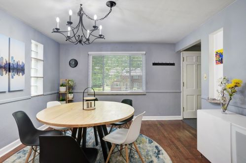 2617 Blackridge Ave, Pittsburgh PA 15235-4130 exterior