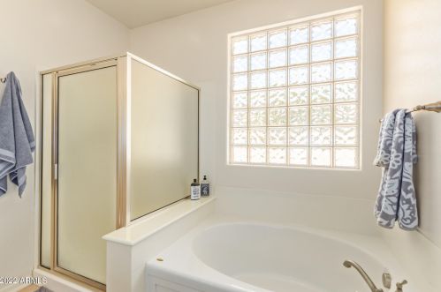 3174 Mead Dr, Chandler AZ 85248-5524 exterior