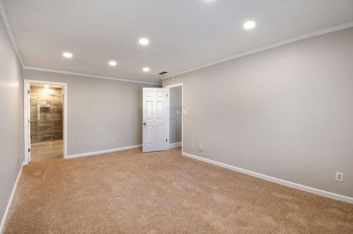 2119 Harbour Oaks Dr, Lithonia GA  30078-2335 exterior