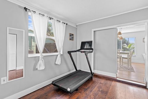 915 27 Ave, Boynton Beach FL 33435-7938 exterior