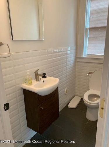 309 Elberon Ave, Red Bank NJ 07711 exterior