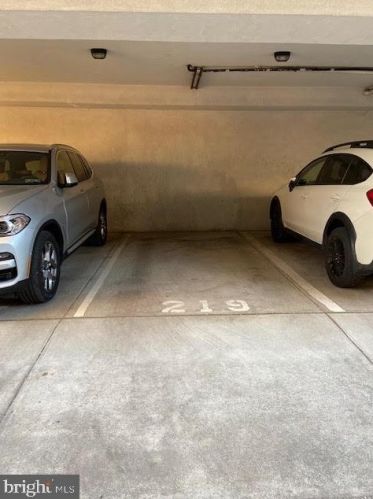 219 Green St, Philadelphia PA 19123-3314 exterior