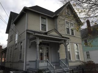 2165 28th St, Cleveland OH  44113-4003 exterior