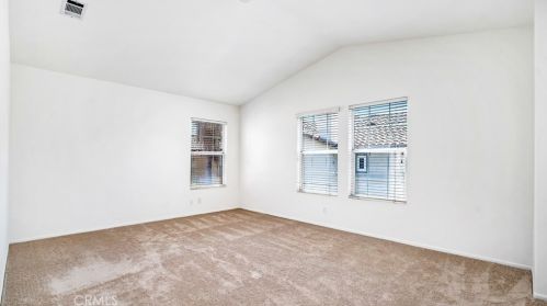 2940 Nau Ave, Tustin CA 92782-3377 exterior