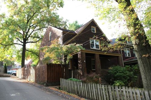 109 Race St, Pittsburgh PA  15218-1337 exterior