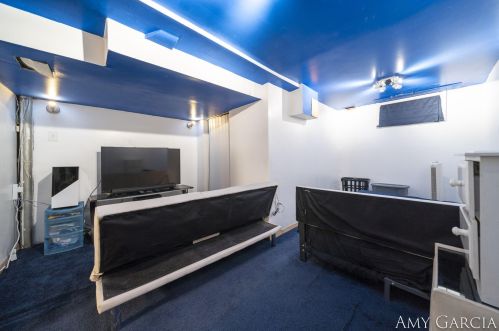 2035 Un Ave, Grand Rapids MI 49507-3218 exterior