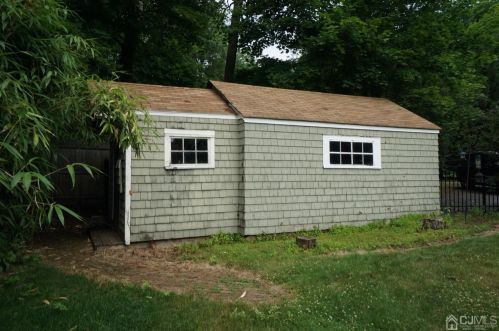 368 Middlesex Ave, Metuchen NJ  08840-1536 exterior