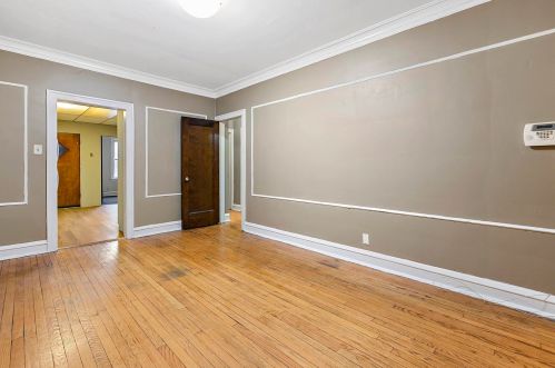 8847 Dante Ave, Chicago IL 60619-7111 exterior