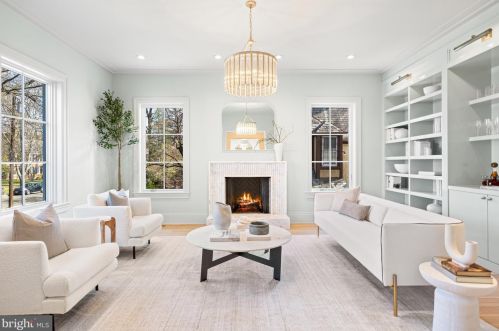 4526 Hawthorne St, Washington DC 20016-3570 exterior