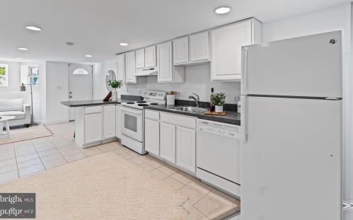 118 Carolina Ave, Washington DC 20003-2003 exterior