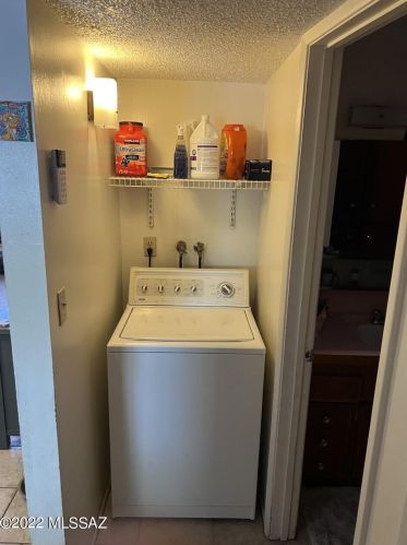 3241 Monte Vis Dr, Tucson AZ 85712-1630 exterior