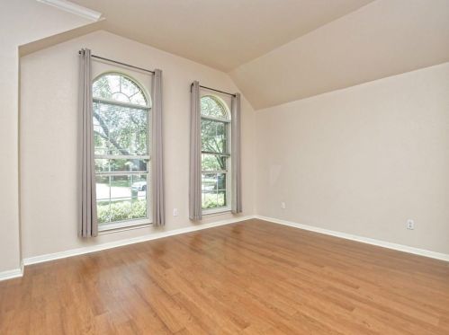 1725 Dapplegrey Ln, Austin TX  78727-4545 exterior