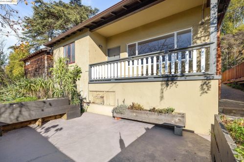 337 Colusa Ave, Berkeley CA 94707-1208 exterior