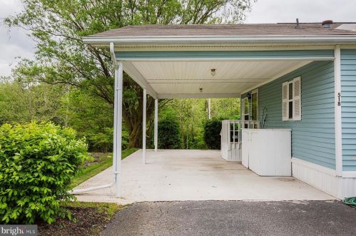 518 Pheasant Rdg Cir, Lancaster PA exterior