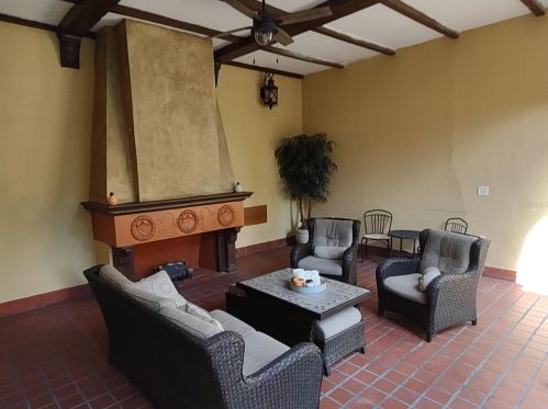 2117 Dekle Ave, Tampa, FL 33606-3180