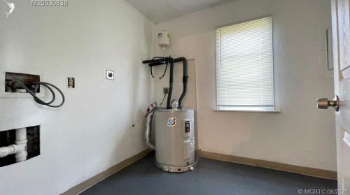 555 Twylite Ter, Fort Pierce FL  34983-1144 exterior