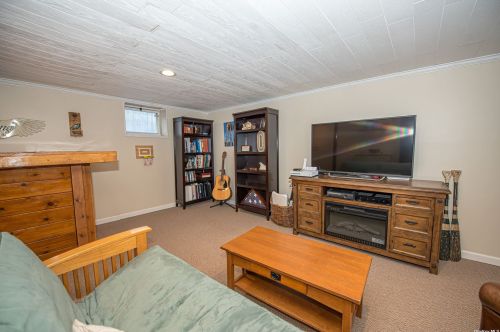 32 Adelaide St, Huntington Station NY 11746-3441 exterior