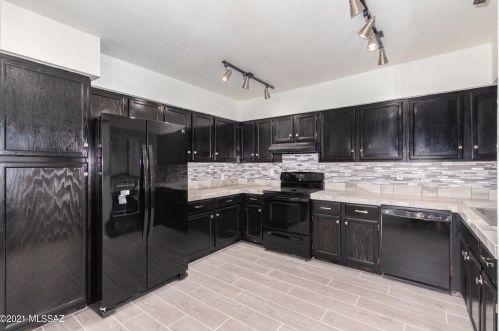 9810 2 St, Tucson AZ 85716-4308 exterior